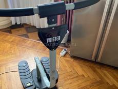 Продается тренажер 5 тыс рублей