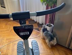 Продается тренажер 5 тыс рублей