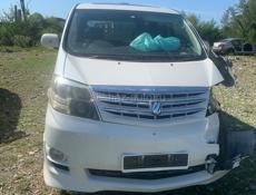 В разборе Альфард гибрид 2,4