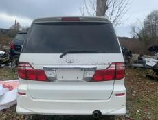 В разборе Альфард гибрид 2,4