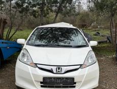 Хонда фит 1-2 поколения и тд