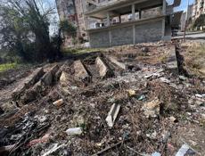  На новом районе Продаю землю 5 сотых , с документами всё в порядке полная информация по телефону 9620018 Рассмотрю обмен на достойную машину с вашей доплатой