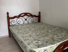 Продам кровать дерево 160/200