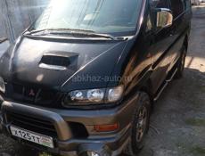 Mitsubishi Space Gear