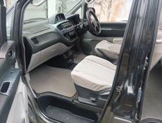 Mitsubishi Space Gear