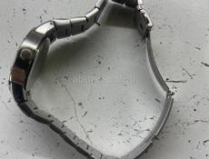 Продаются часы . 150"