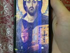 продам 11 айфон из за ненадобности 