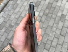 15 про Макс 256г