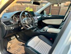 Mercedes-Benz G-Класс