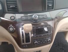 Nissan Quest