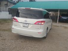 Nissan Quest