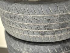 245 45 R19 две штуки 