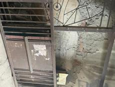 Парадная дверь 