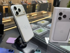 Срочно куплю 17 про Сильвер