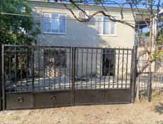 Продам дом с участком, Сухум