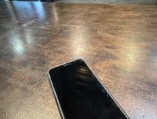 В продаже iPhone XS