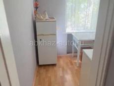 Срочно. Курорт Гагра, ул Абазгаа, 1 комнатная, 1 этаж, с документами