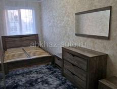 Центр Гагры, ул Абазгаа, 2 ком с ремонтом и мебелью.