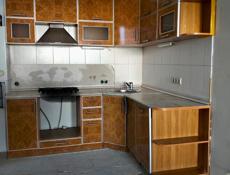 Кухонный гарнитур б/у 180*215