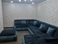 Курорт Гагра, ул Абазгаа, 2 ком с новым ремонтом и мебелью.