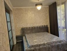 Курорт Гагра, ул Абазгаа, 2 ком с новым ремонтом и мебелью.