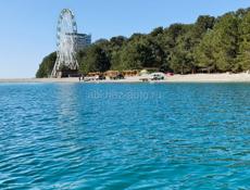 Не далеко от моря.