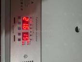 Продаю инкубатор на 64 яйца 