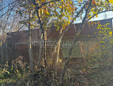 Гараж стоит на Бзыби 6 метровый