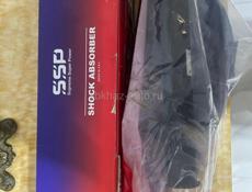 Амортизатор новый на Марк Х передний .Без всякого торга.В магазине от 4000тыс.цены на них