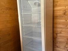 Продам Барную стойку, кассу и холодильник