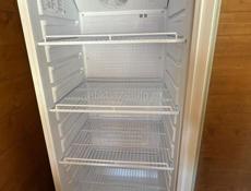 Продам барную стойку ,кассу и витринный холодильник