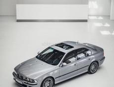 Бампер задний Е39