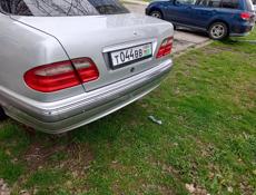 Mercedes-Benz E-Класс