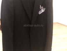 Продаётся костюм