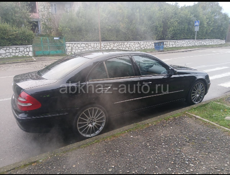 Mercedes-Benz 200-Series