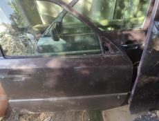 Капот ,багажник двери  ,мотор 2.2, 2.3 паук на запчасти 