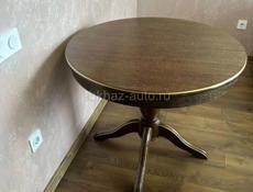 Стол со стульями 