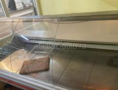 Витринный холодильник 