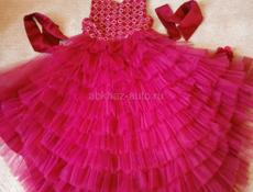 Платье нарядное