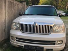 Lincoln Navigator