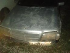 Mercedes-Benz 200-Series