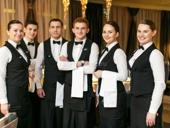 Требуется Официант 