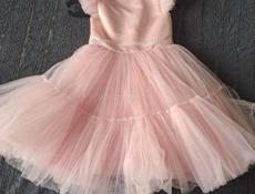 Платье на девочку