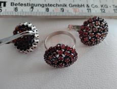 Украшения из серебра с гранатами. Чехия