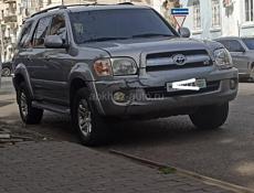 Toyota Sequoia