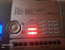 Продаю срочно синтезатор Yamaha  покупал за 20000