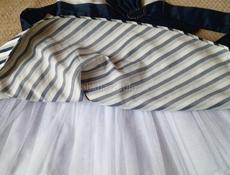 Платье нарядное б/у