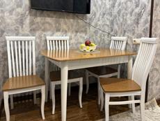 Стол со стульями 