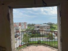 продается 4-х комнатная квартира 