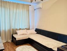 Продается квартира центр район рынка . 2 этаж 